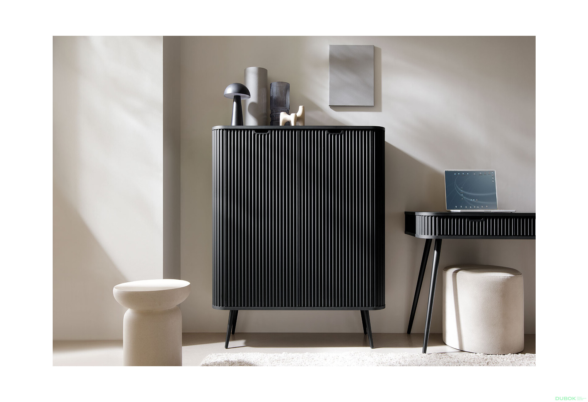 Komoda K-103 čierna, čierne nohy Zova - Fotografia 5 Fotografia 5 - Komoda K-103 čierna, čierne nohy Zova