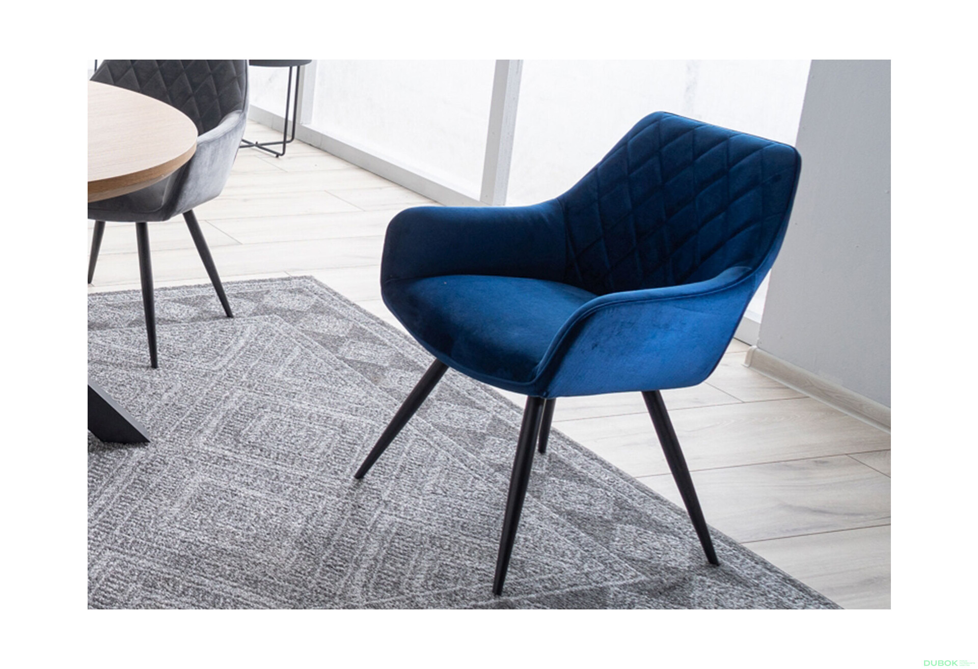 Fotografia 3 - Stolička Linea Velvet tmavo modrá Bluvel 86, kov čierna matná