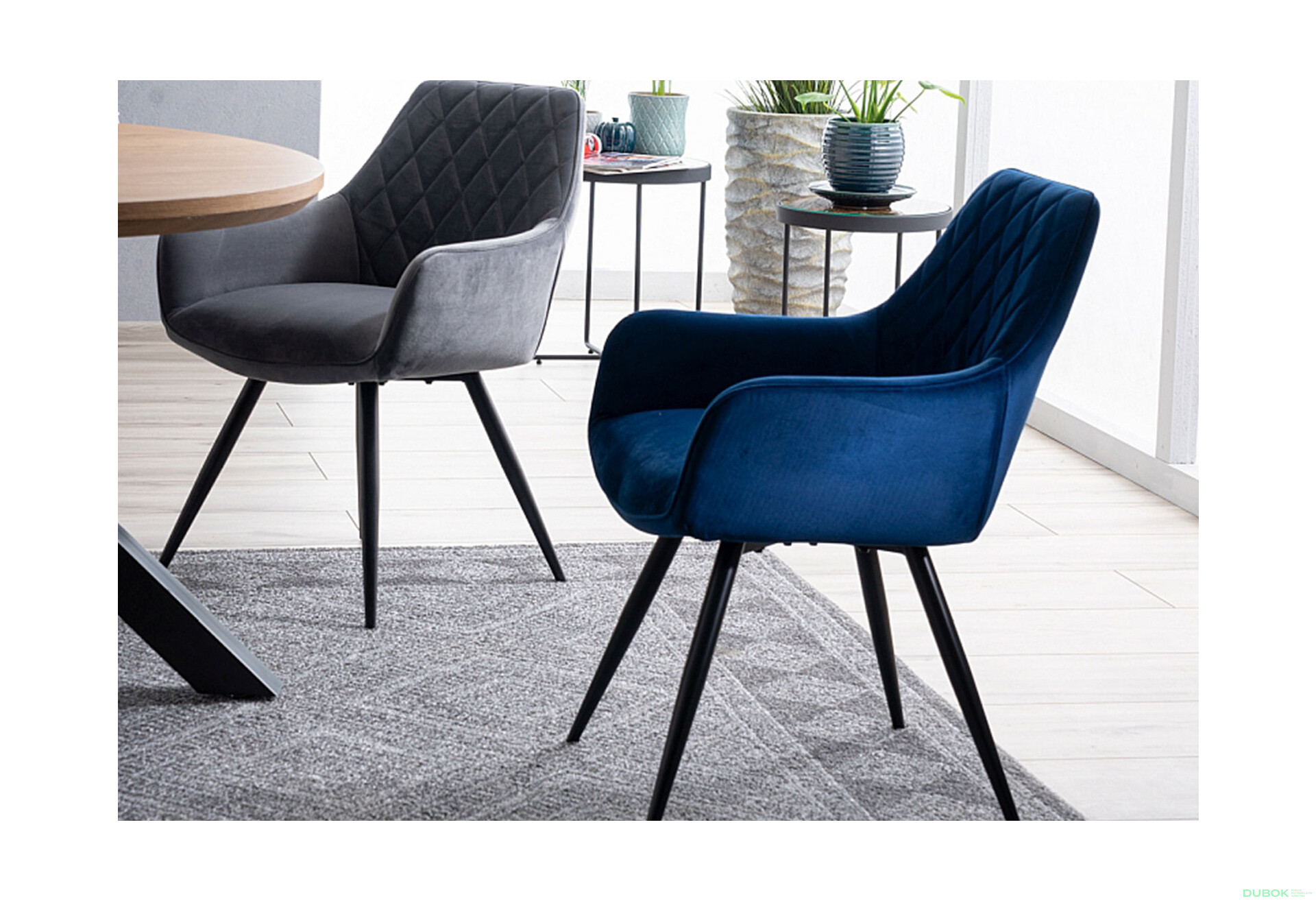 Fotografia 4 - Stolička Linea Velvet tmavo modrá Bluvel 86, kov čierna matná