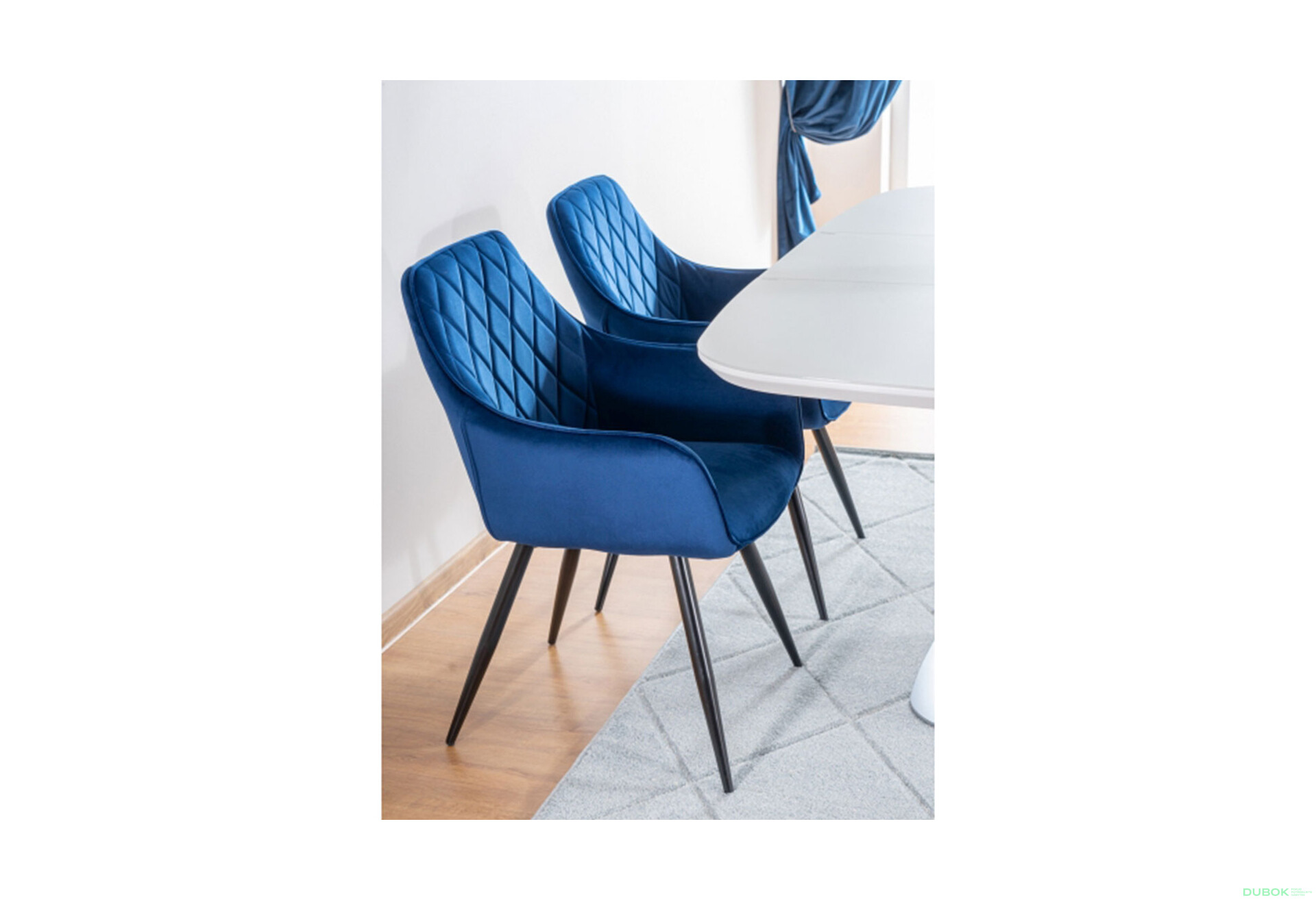 Fotografia 8 - Stolička Linea Velvet tmavo modrá Bluvel 86, kov čierna matná