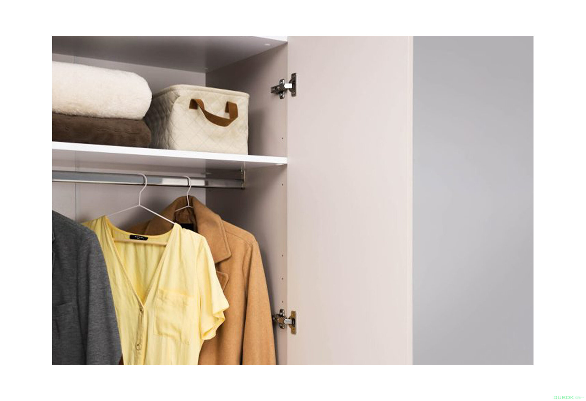 Fotografia 3 - Skriňa 4D bez zrkadiel, kašmírový lesk Lori