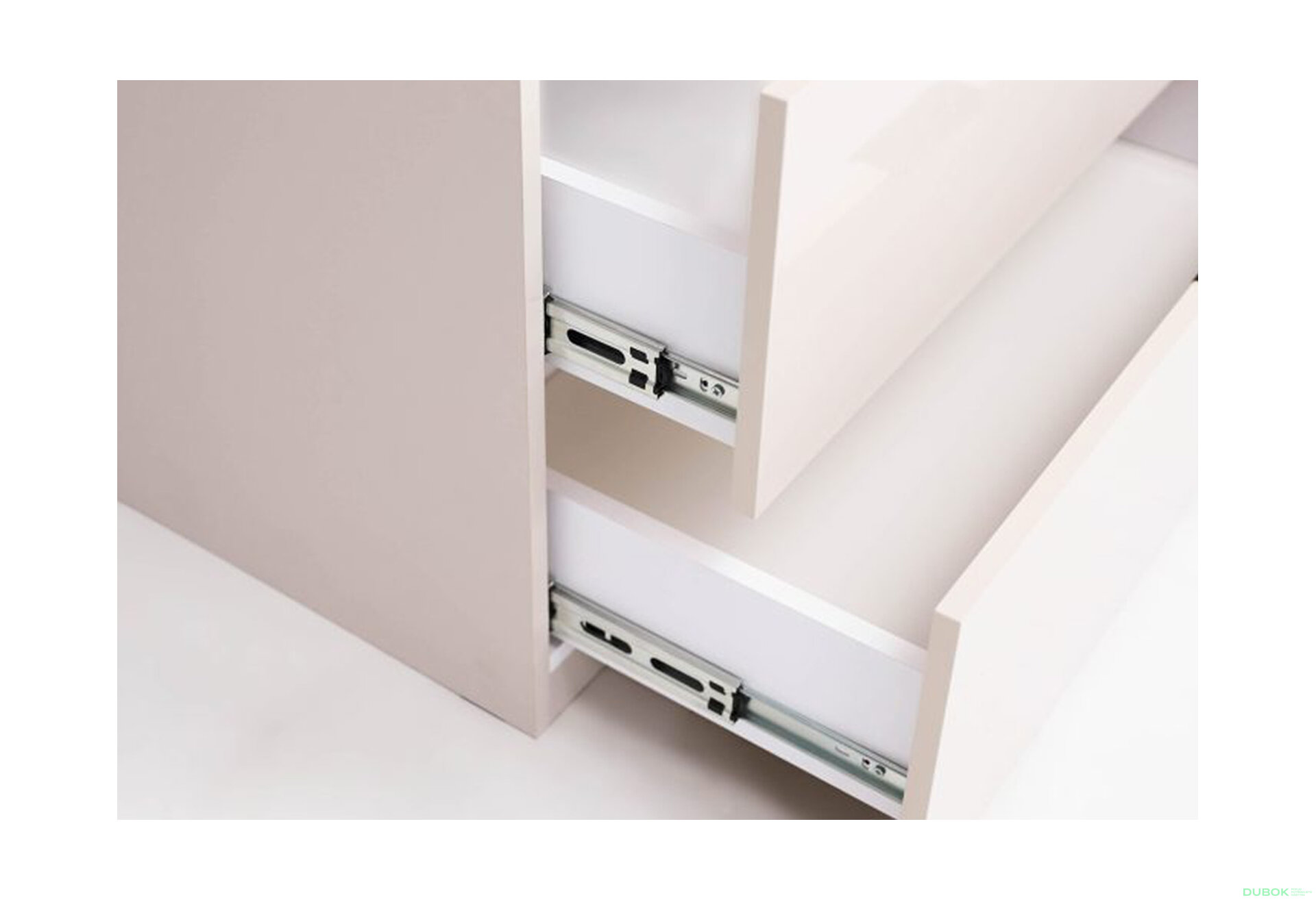 Fotografia 6 - Skriňa 3D bez zrkadiel, kašmírový lesk Lori