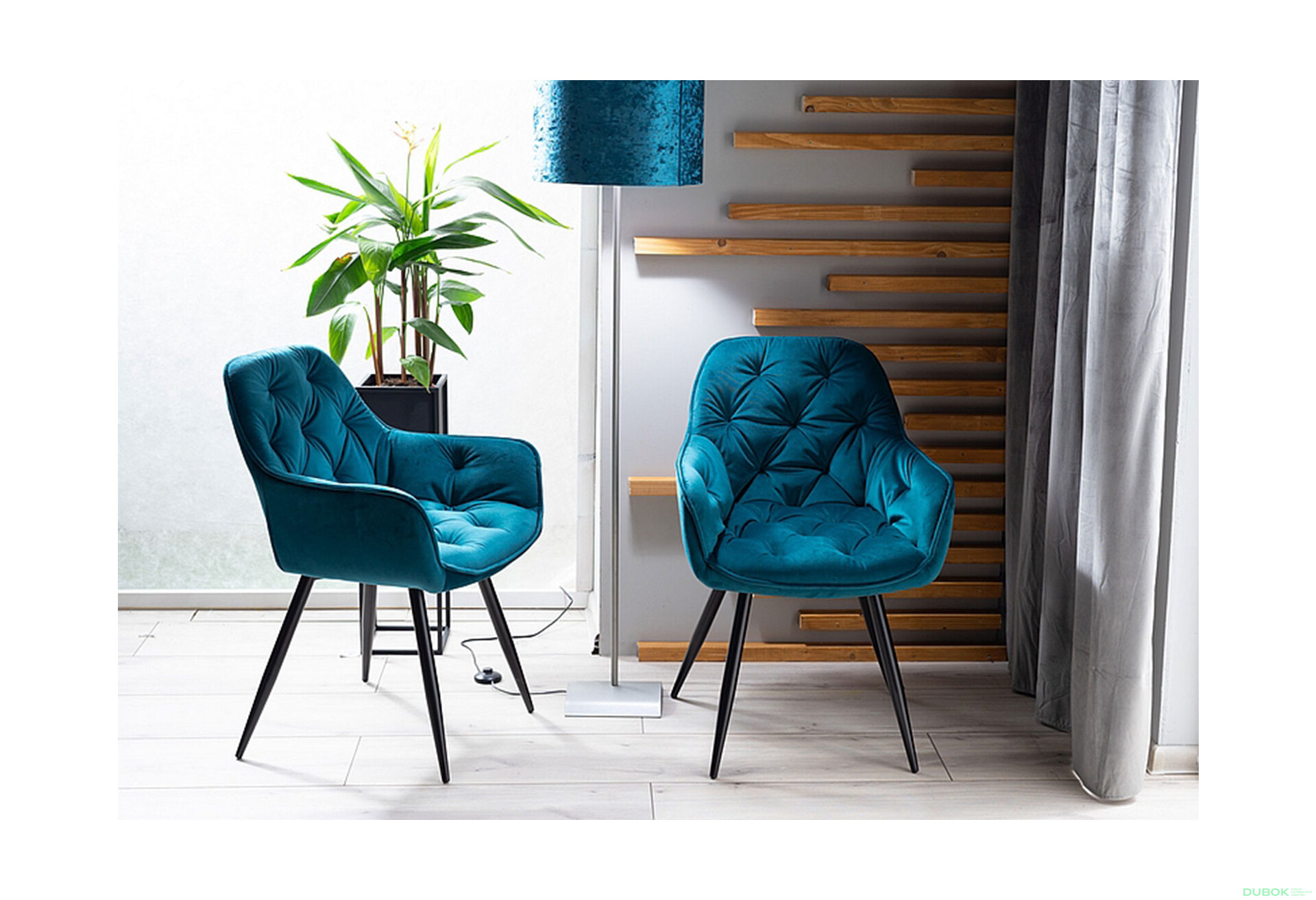Fotografia 7 - Stolička Cherry Velvet tyrkysový Bluvel 85, matná čierna kov